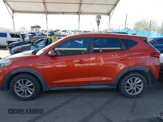2017 Hyundai Tucson SE with VIN KM8J23A48HU357394, listed as a IAAI auction lot 41841968 with 74,769 mi miles. Bid and sale history available at carsss.com. Image 14.