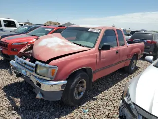 1996 Toyota T100 DX with VIN JT4TN12D7T0018102, listed as a Copart auction lot 62738304 with 230,427 mi miles and Salvage Title. Bid and sale history available at carsss.com. Image 1.
