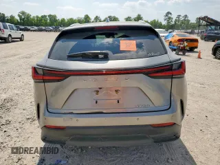 2024 Lexus NX 250 Premium z VIN 2T2GDCAZ3RC008951, wystawiony jako Copart lot #56560605 z przebiegiem 21 553 mil mil oraz Szkoda całkowita • Salvage title. Historia ofert i sprzedaży dostępna na DreamBid. Obrazek 6.