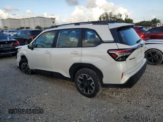 2025 Subaru Forester with VIN JF2SLDAC7SH409814, listed as a Copart auction lot 85524404 with 1,308 mi miles and Salvage title. Bid and sale history available at DreamBid. Image 2.