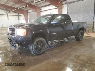 2010 GMC Sierra 1500 SLE z VIN 1GTSKVE37AZ147819, wystawiony jako Copart lot #50030485 z przebiegiem 175 320 mil mil oraz Czysty tytuł • Clean title. Historia ofert i sprzedaży dostępna na DreamBid. Obrazek 1.