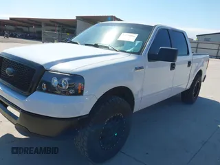 2007 Ford F-150 XLT with VIN 1FTRW12W07KB72332, listed as a IAAI auction lot 41629896 with 187,426 mi miles. Bid and sale history available at carsss.com. Image 2.