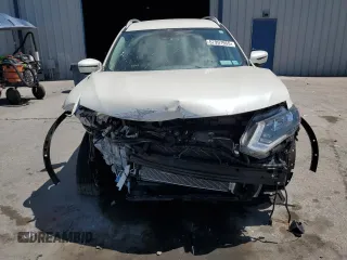 2020 Nissan Rogue SV z VIN JN8AT2MV7LW124124, wystawiony jako Copart lot #57997955 z przebiegiem 76 454 mil mil oraz Nie do naprawy • Non repairable. Historia ofert i sprzedaży dostępna na DreamBid. Obrazek 5.