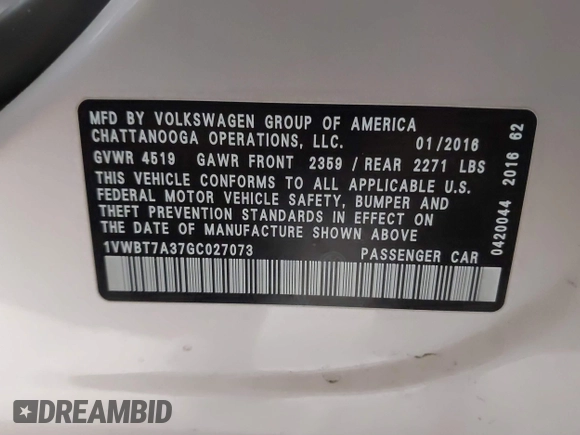 2016 Volkswagen Passat SE z VIN 1VWBT7A37GC027073, wystawiony jako IAAI lot #41073634 z przebiegiem 72 563 mil mil oraz . Historia ofert i sprzedaży dostępna na DreamBid. Obrazek 9.