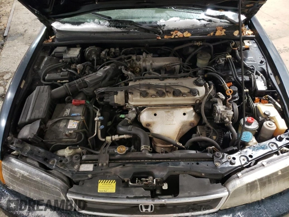 1996 Honda Accord EX with VIN 1HGCD5658TA248126, listed as a Copart auction lot 44596815 with 182,856 mi miles and Clean Title. Bid and sale history available at DreamBid. Image 11.