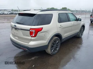 2017 Ford Explorer XLT с VIN 1FM5K8D82HGB13073, выставлен на аукционе IAAI как лот 42315648 с пробегом 86 845 миль миль и . История ставок и продаж доступна на DreamBid. Изображение 4.