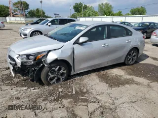 2021 Kia Forte FE z VIN 3KPF24AD2ME310113, wystawiony jako Copart lot #58938215 z przebiegiem 60 418 mil mil oraz Szkoda całkowita • Salvage title. Historia ofert i sprzedaży dostępna na DreamBid. Obrazek 1.