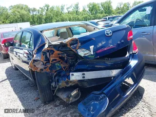 2005 Toyota Avalon XL with VIN 4T1BK36B75U037653, listed as a IAAI auction lot 39348803 with 71,280 mi miles. Bid and sale history available at carsss.com. Image 3.