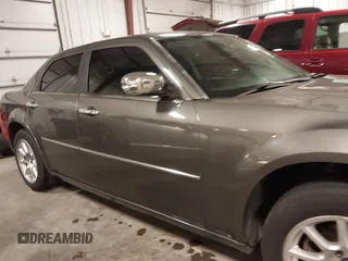 2010 Chrysler 300 Touring with VIN 2C3CA5CV9AH213299, listed as a IAAI auction lot 41754215 with 172,467 mi miles. Bid and sale history available at carsss.com. Image 14.