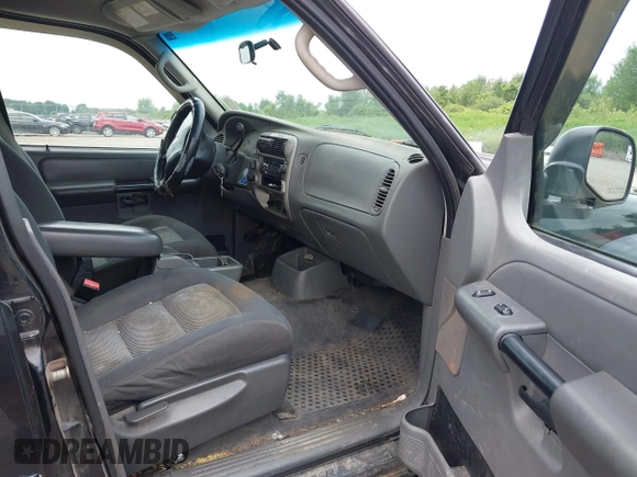 2004 Ford Explorer Sport Trac XLS with VIN 1FMZU77K64UA21537, listed as a IAAI auction lot 42697234 with 177,944 mi miles and . Bid and sale history available at DreamBid. Image 5.
