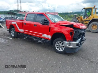 2022 Ford F-250 XL z VIN 1FT7W2B67NEC67785, wystawiony jako IAAI lot #42302140 z przebiegiem 18 546 mil mil oraz . Historia ofert i sprzedaży dostępna na DreamBid. Obrazek 1.