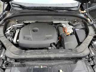 2021 Volvo XC60 Inscription Expression with VIN YV4BR0DK1M1684225, listed as a Copart auction lot 44148935 with 44,575 mi miles and Salvage title. Bid and sale history available at DreamBid. Image 12.