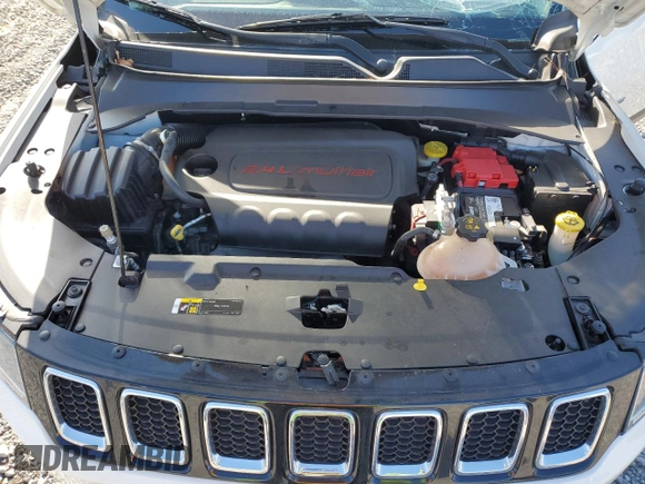 2020 Jeep Compass Altitude with VIN 3C4NJCBB8LT169550, listed as a Copart auction lot 86330194 with 59,252 mi miles and Salvage Title. Bid and sale history available at carsss.com. Image 13.