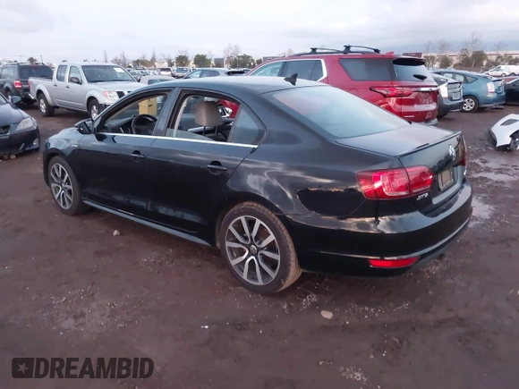 2013 Volkswagen Jetta Hybrid SEL with VIN 3VW637AJ1DM277984, listed as a IAAI auction lot 41450384 with 117,665 mi miles and . Bid and sale history available at DreamBid. Image 3.