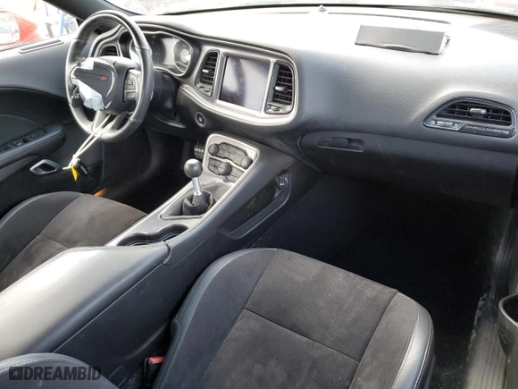 2019 Dodge Challenger R/T with VIN 2C3CDZBT6KH640746, listed as a Copart auction lot 51126955 with 31,231 mi miles and Salvage Title. Bid and sale history available at carsss.com. Image 8.