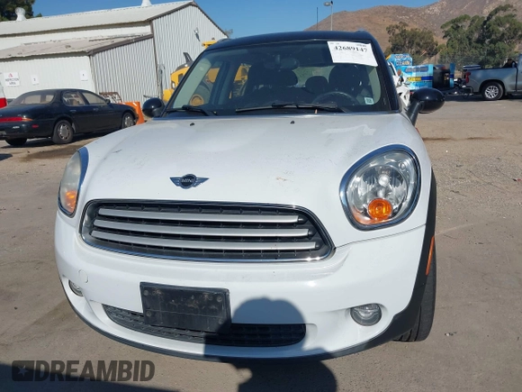 2013 MINI Countryman with VIN WMWZB3C56DWR35601, listed as a IAAI auction lot 42689147 with 80,024 mi miles and . Bid and sale history available at DreamBid. Image 6.