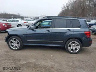 2015 Mercedes-Benz GLK-Class GLK 350 with VIN WDCGG8JB7FG441353, listed as a IAAI auction lot 41598516 with 88,390 mi miles. Bid and sale history available at carsss.com. Image 14.