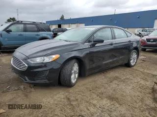 2020 Ford Fusion SE with VIN 3FA6P0HDXLR186671, listed as a Copart auction lot 49582675 with 37,700 mi miles and Salvage title. Bid and sale history available at DreamBid. Image 1.