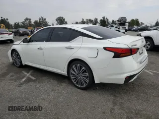 2023 Nissan Altima SL with VIN 1N4BL4EV4PN418222, listed as a Copart auction lot 43273615 with 13,239 mi miles and Salvage Title. Bid and sale history available at DreamBid. Image 2.