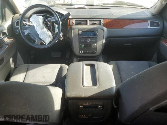 2011 GMC Yukon SLE with VIN 1GKS2AE0XBR381263, listed as a Copart auction lot 86322264 with 124,145 mi miles and Salvage Title. Bid and sale history available at carsss.com. Image 8.