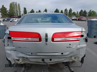 2010 Lincoln MKZ with VIN 3LNHL2GCXAR636556, listed as a IAAI auction lot 42074304 with 114,003 mi miles and . Bid and sale history available at carsss.com. Image 17.