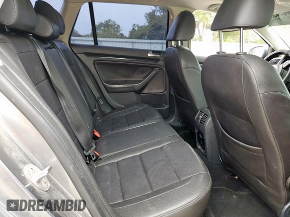 2014 Volkswagen Jetta TDI w/Sunroof with VIN 3VWPL7AJ7EM600344, listed as a Copart auction lot 57638955 with 191,498 mi miles and Salvage title. Bid and sale history available at DreamBid. Image 10.