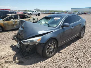 2014 Kia Cadenza Premium with VIN KNALN4D74E5150701, listed as a Copart auction lot 67548594 with 136,613 mi miles and Salvage Title. Bid and sale history available at carsss.com. Image 1.