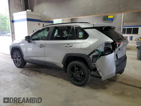 2022 Toyota RAV4 Hybrid XLE Premium с VIN 4T3B6RFV6NU067963, выставлен на аукционе Copart как лот 57606405 с пробегом 30 439 миль миль и Списание • Salvage title. История ставок и продаж доступна на DreamBid. Изображение 2.