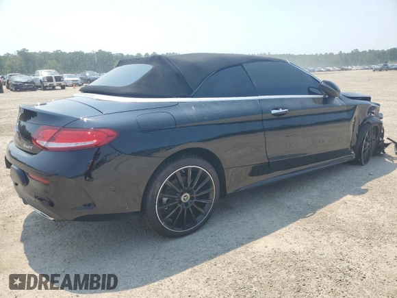2018 Mercedes-Benz C 300 z VIN WDDWK4KB7JF666142, wystawiony jako Copart lot #62640204 z przebiegiem 58 159 mil mil oraz Szkoda całkowita • Salvage title. Historia ofert i sprzedaży dostępna na DreamBid. Obrazek 3.