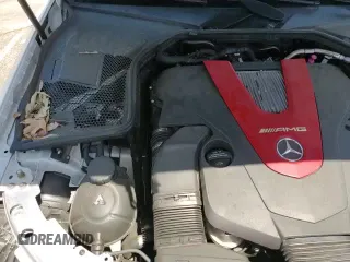 2019 Mercedes-Benz C 43 AMG z VIN 55SWF6EB3KU287343, wystawiony jako Copart lot #61225635 z przebiegiem 70 146 mil mil oraz Szkoda całkowita • Salvage title. Historia ofert i sprzedaży dostępna na DreamBid. Obrazek 13.
