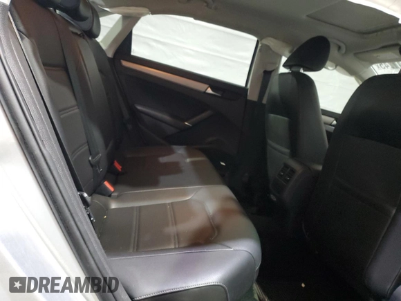 2020 Volkswagen Passat SE z VIN 1VWWA7A37LC005706, wystawiony jako Copart lot #51041245 z przebiegiem 107 275 mil mil oraz Szkoda całkowita • Salvage title. Historia ofert i sprzedaży dostępna na DreamBid. Obrazek 10.