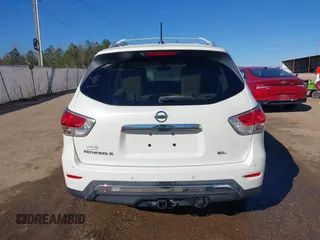2015 Nissan Pathfinder SV with VIN 5N1AR2MN2FC653914, listed as a IAAI auction lot 41681182 with 64,254 mi miles and . Bid and sale history available at DreamBid. Image 17.