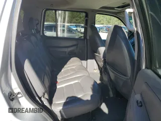 2002 Ford Explorer XLT with VIN 1FMDU73W82UB06413, listed as a Copart auction lot 46323395 with 316,258 mi miles and Salvage title. Bid and sale history available at DreamBid. Image 12.