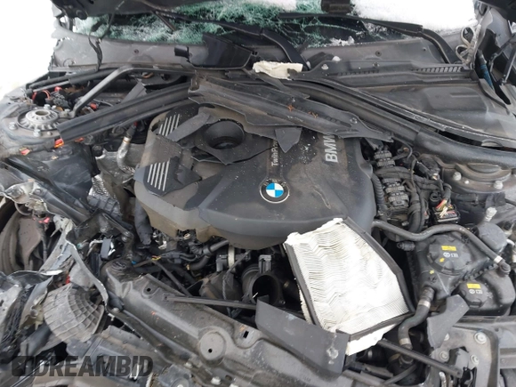 2017 BMW 3 Series 330i xDrive with VIN WBA8D9G50HNU60185, listed as a IAAI auction lot 41386711 with 1 mi miles. Bid and sale history available at carsss.com. Image 10.