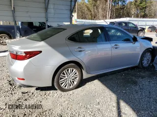 2013 Lexus ES 4dr Sdn with VIN JTHBK1GG8D2076392, listed as a Copart auction lot 82822794 with 96,433 mi miles and Salvage Title. Bid and sale history available at carsss.com. Image 3.