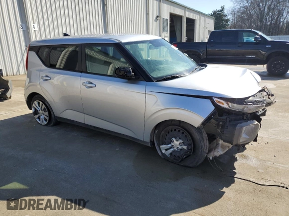 2020 Kia Soul LX with VIN KNDJ23AU2L7102414, listed as a Copart auction lot 48180095 with 98,371 mi miles and Salvage Title. Bid and sale history available at carsss.com. Image 4.