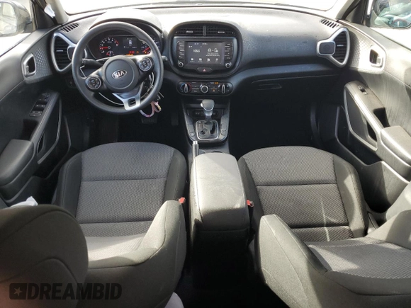 2021 Kia Soul LX with VIN KNDJ23AU1M7762221, listed as a Copart auction lot 41817715 with 33,829 mi miles and Salvage Title. Bid and sale history available at carsss.com. Image 8.