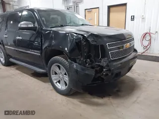 2012 Chevrolet Suburban LTZ with VIN 1GNSKKE77CR326924, listed as a IAAI auction lot 41764487 with 198,224 mi miles. Bid and sale history available at carsss.com. Image 1.
