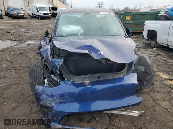 2020 Tesla Model Y Long Range with VIN 5YJYGDEE6LF024397, listed as a Copart auction lot 46519605 with 81,236 mi miles and Non Repairable. Bid and sale history available at DreamBid. Image 5.