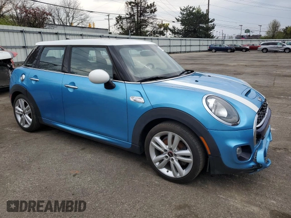 2016 MINI Hardtop 4 Door S z VIN WMWXU3C51G2D29333, wystawiony jako Copart lot #52899195 z przebiegiem 79 860 mil mil oraz Szkoda całkowita • Salvage title. Historia ofert i sprzedaży dostępna na DreamBid. Obrazek 4.