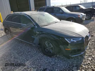 2019 Audi A4 allroad Premium Plus with VIN WA18NAF44KA039766, listed as a Copart auction lot 77186013 with 25,452 mi miles. Bid and sale history available at carsss.com. Image 4.