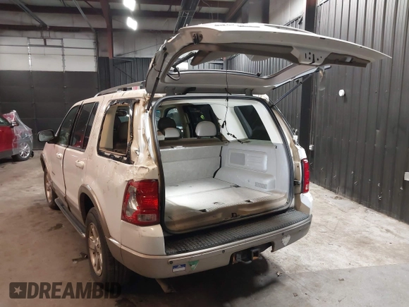 2004 Ford Explorer Eddie Bauer с VIN 1FMZU64KX4UA55494, выставлен на аукционе IAAI как лот 41592206 с пробегом 204 337 миль миль и . История ставок и продаж доступна на DreamBid. Изображение 3.