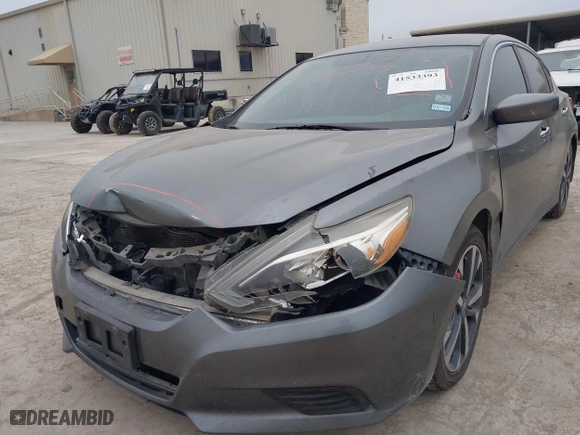 2016 Nissan Altima 2.5 SL with VIN 1N4AL3AP4GC160681, listed as a IAAI auction lot 41533393 with 138,375 mi miles. Bid and sale history available at carsss.com. Image 6.