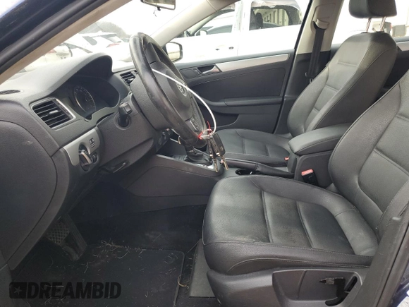 2012 Volkswagen Jetta TDI с VIN 3VWLL7AJ5CM426026, выставлен на аукционе Copart как лот 84648604 с пробегом 133 212 миль миль и Чистый • Clean title. История ставок и продаж доступна на DreamBid. Изображение 7.