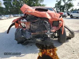 2018 Toyota Tacoma SR5 z VIN 5TFAZ5CN8JX055321, wystawiony jako Copart lot #60101445 z przebiegiem 111 153 mil mil oraz Szkoda całkowita • Salvage title. Historia ofert i sprzedaży dostępna na DreamBid. Obrazek 5.