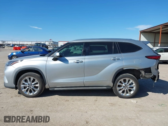 2021 Toyota Highlander Limited z VIN 5TDYZRAHXMS081464, wystawiony jako IAAI lot #41631810 z przebiegiem 61 446 mil mil oraz . Historia ofert i sprzedaży dostępna na DreamBid. Obrazek 14.