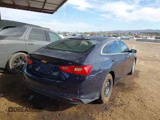 2016 Chevrolet Malibu LS z VIN 1G1ZB5ST5GF201530, wystawiony jako IAAI lot #41524549 z przebiegiem 198 968 mil mil oraz . Historia ofert i sprzedaży dostępna na DreamBid. Obrazek 4.