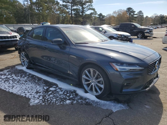 2021 Volvo S60 Momentum with VIN 7JR102TZXMG123619, listed as a Copart auction lot 89405775 with 35,316 mi miles and Salvage title. Bid and sale history available at DreamBid. Image 4.