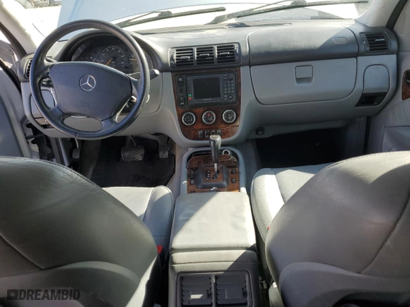 2003 Mercedes-Benz M-Class 3.7L with VIN 4JGAB57E43A445218, listed as a Copart auction lot 48009735 with 136,522 mi miles and Salvage Title. Bid and sale history available at carsss.com. Image 8.