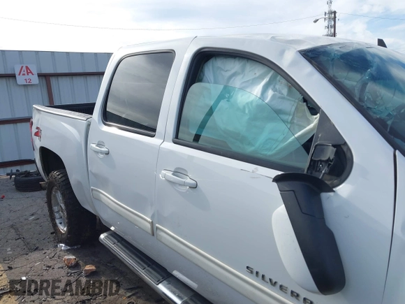 2013 Chevrolet Silverado 1500 LT with VIN 3GCPKSE7XDG118567, listed as a IAAI auction lot 41063149 with 1 mi miles. Bid and sale history available at carsss.com. Image 13.